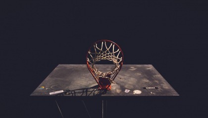 【开云直播中心】洲际对抗赛半决赛巅峰对决，WE力克强敌捍卫赛区荣耀，昂首挺进决赛