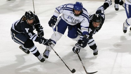 开云官方网站|保利尼奥含泪宣布解约，父母房子被烧，我无法再专注踢球