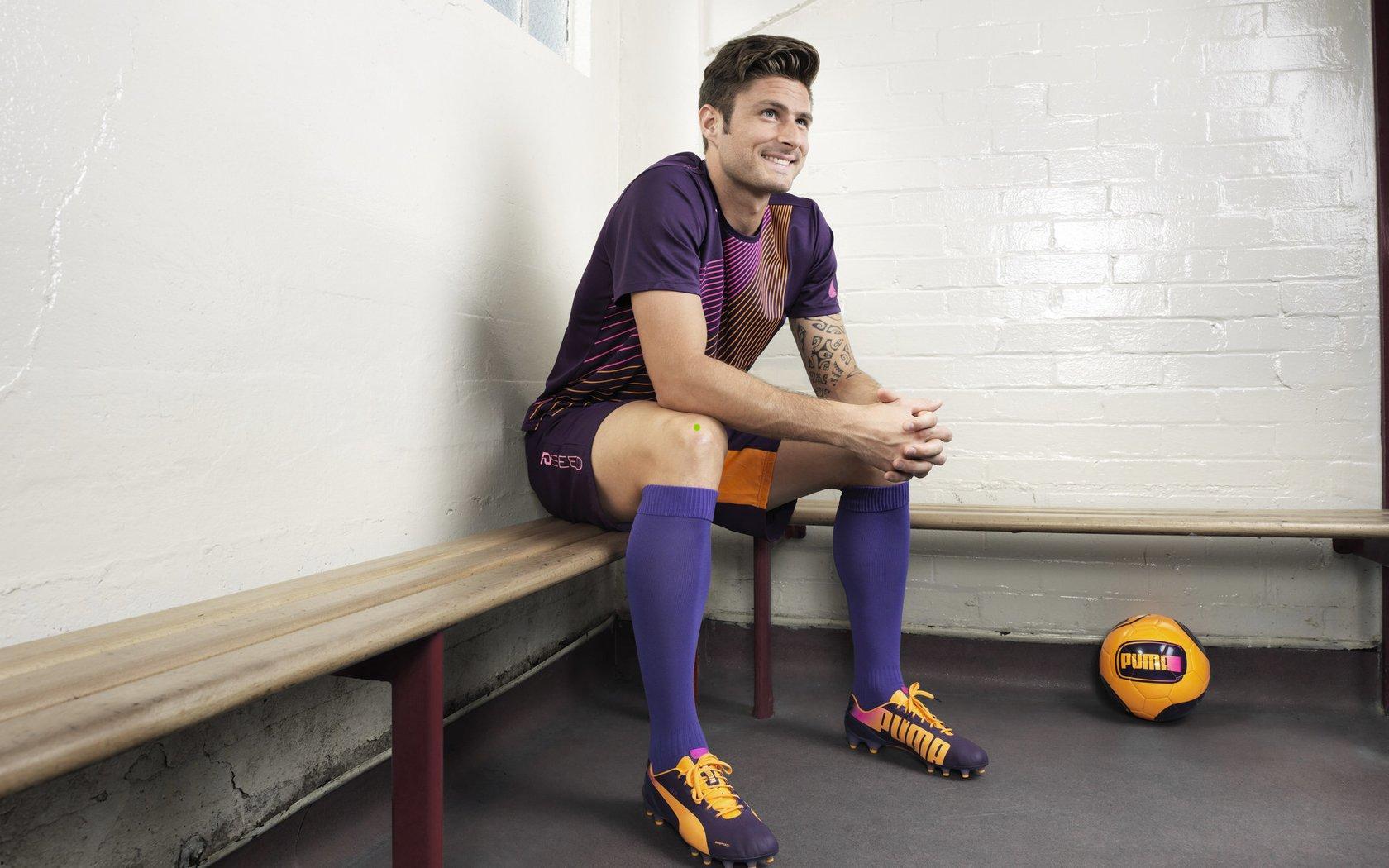 电竞双线告捷，RNG勇夺对抗赛头名，FaZe Clan携手迪士尼开拓娱乐新边界